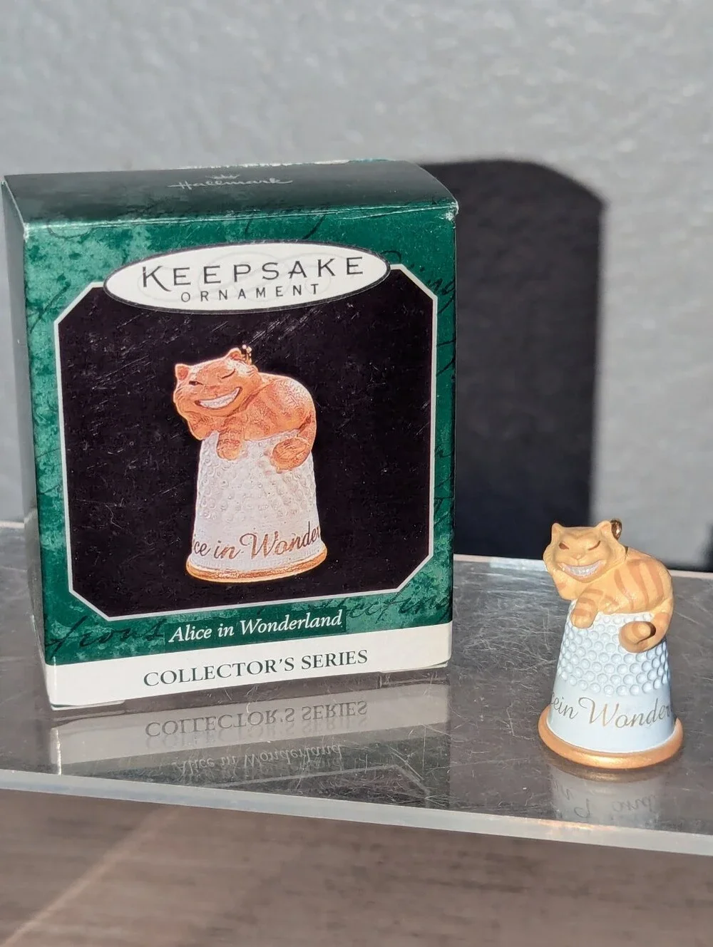 1998 Alice in Wonderland Cheshire Cat Miniature